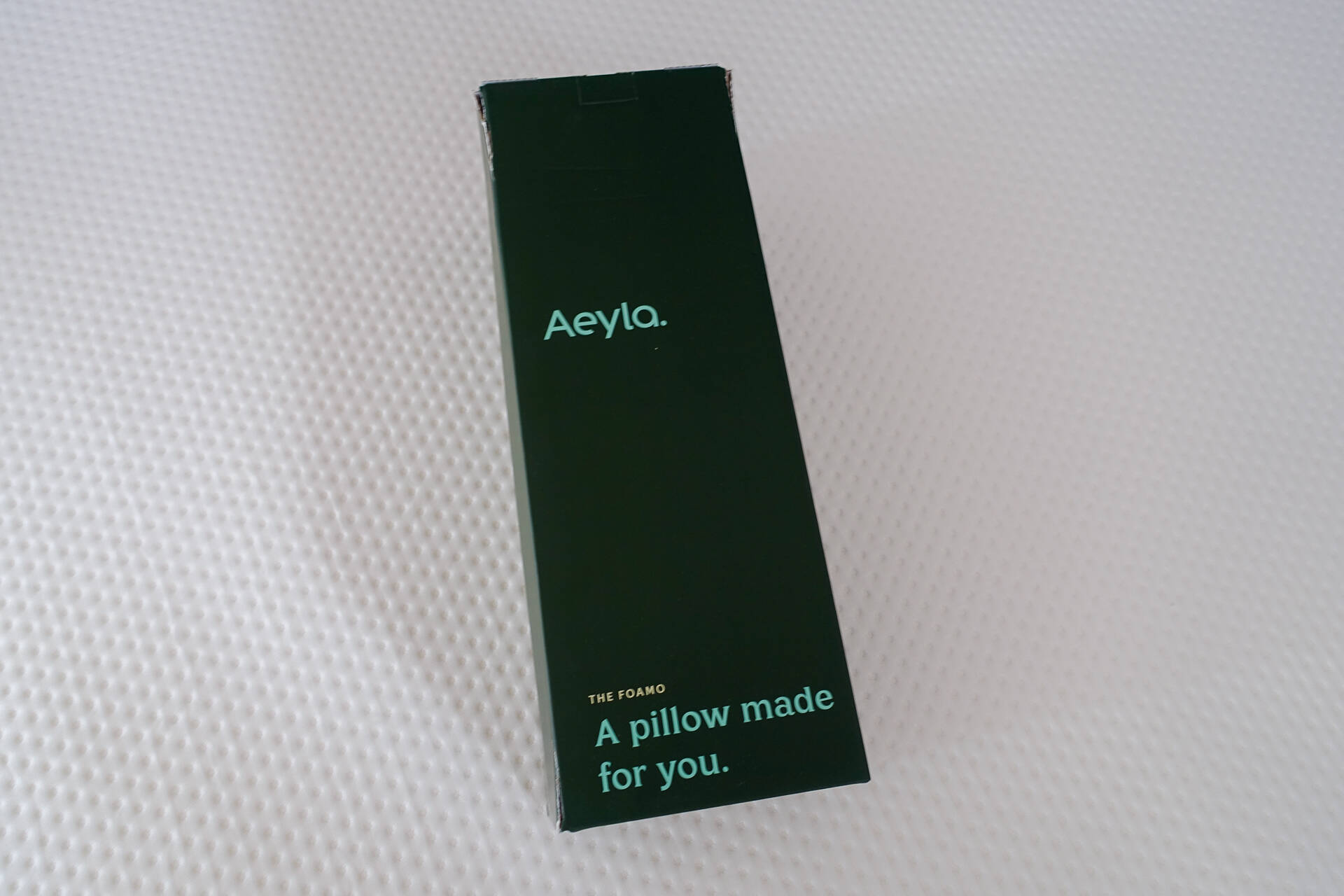 aeyla foamo pillow box